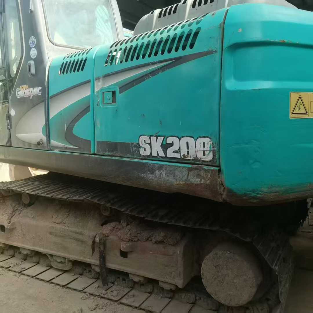 Buy Kobelco SK200-11 Used Excavator / 1
