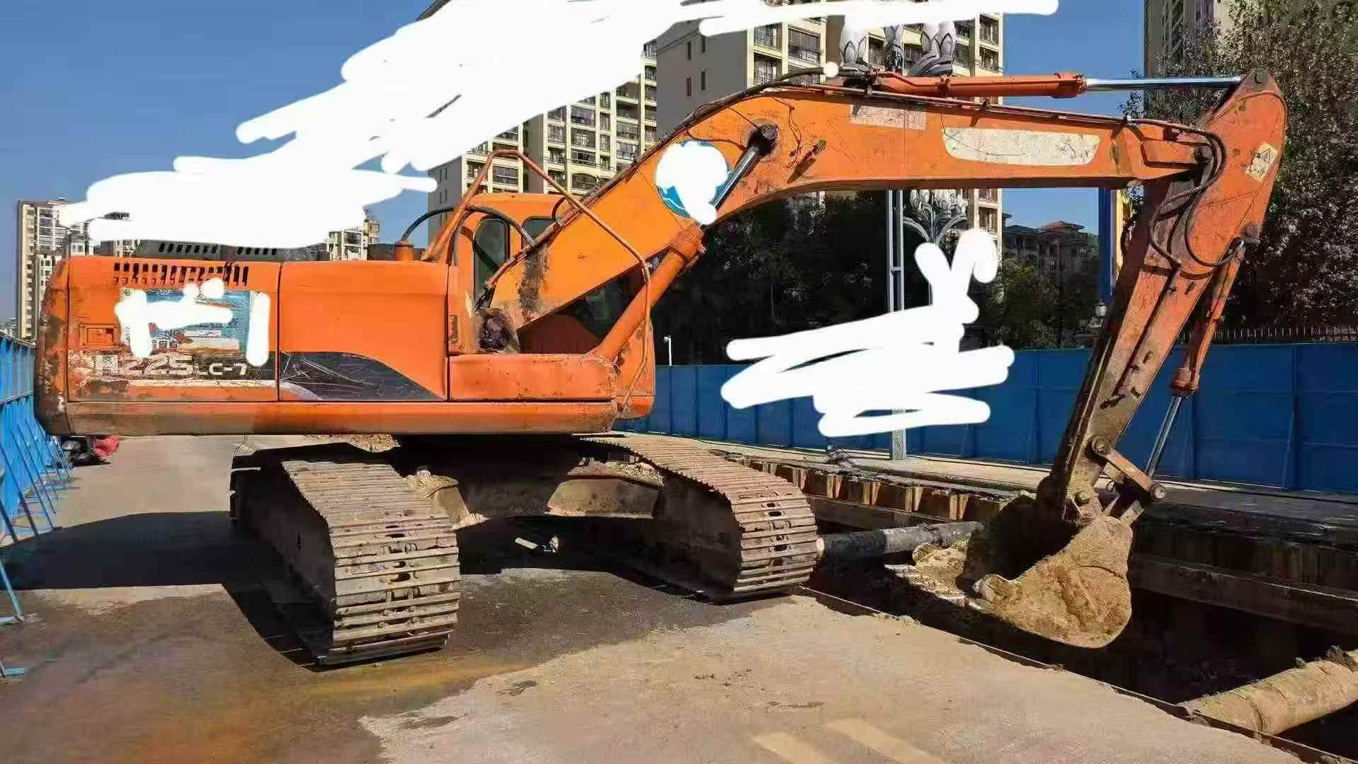 Buy Doosan S225 Used Excavator / 1