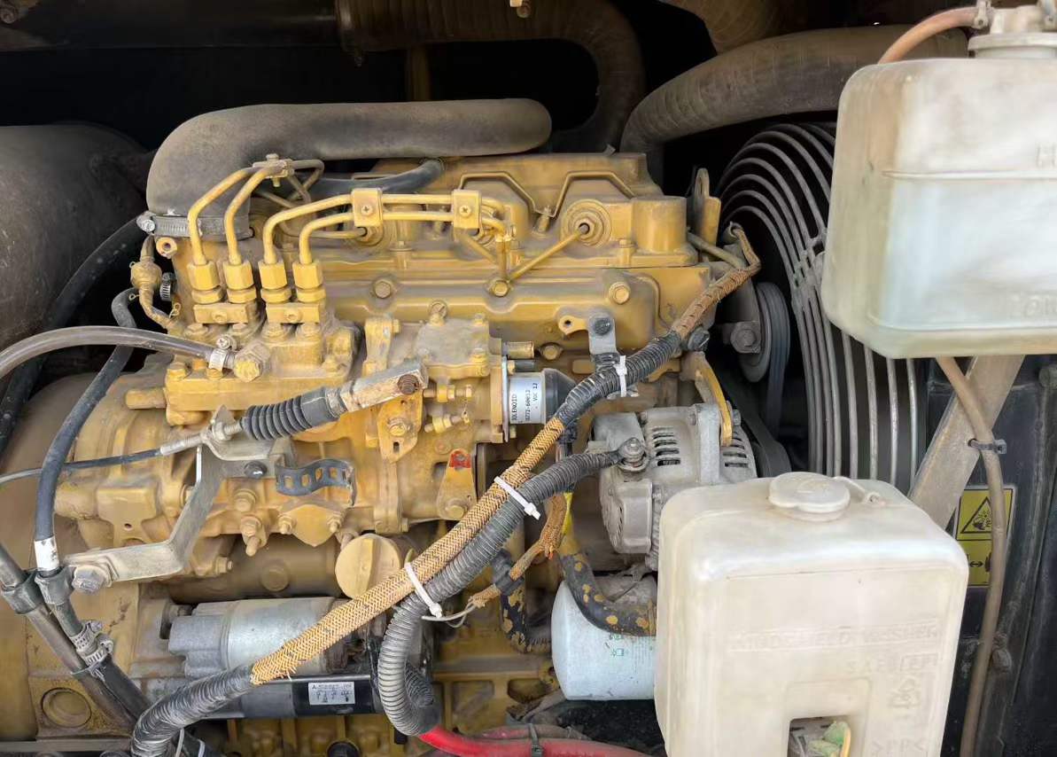 Used Caterpillar 307V2 Excavator 2016 Model / 7