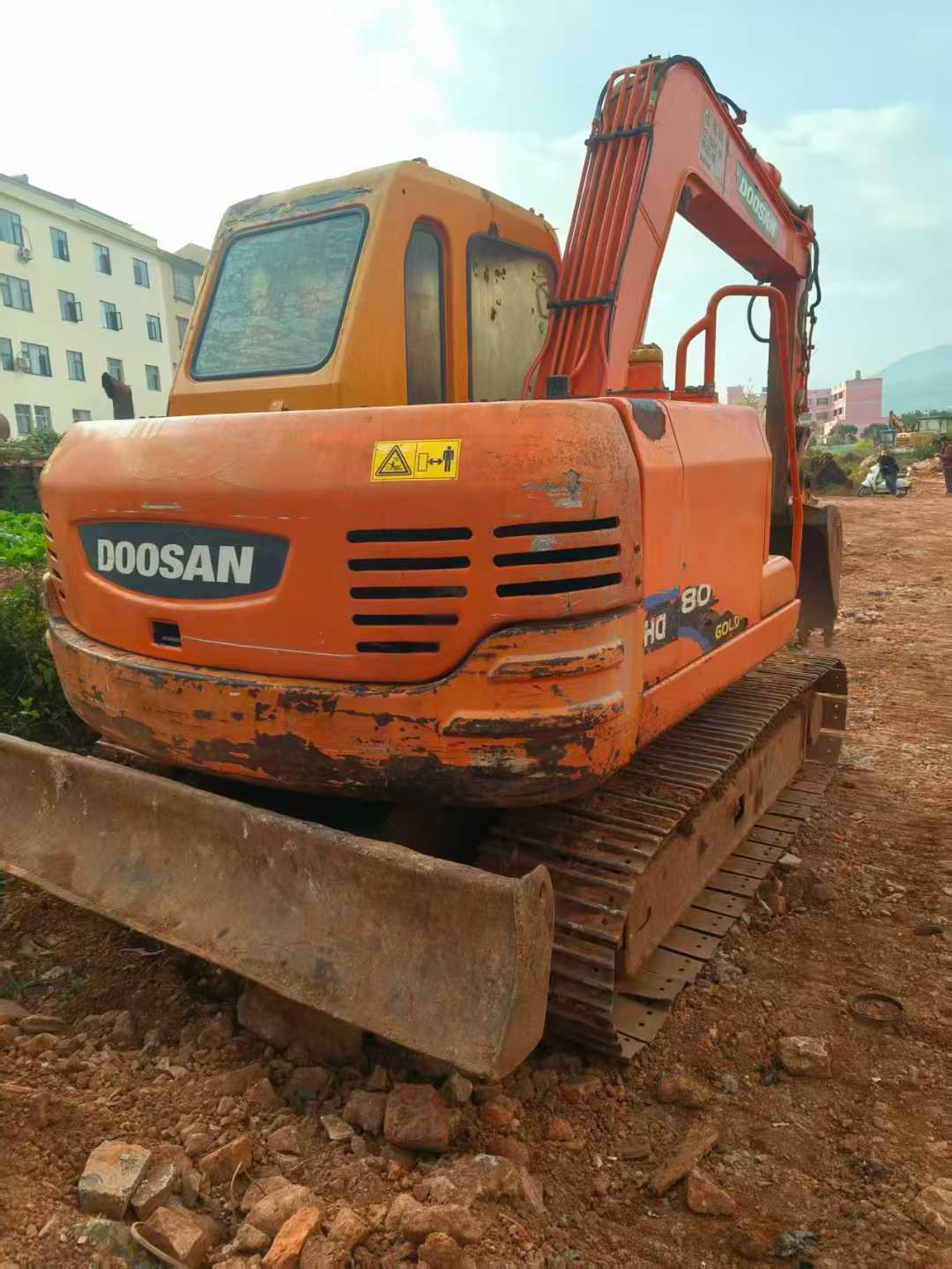 Buy Doosan DX80 Used Excavator / 1