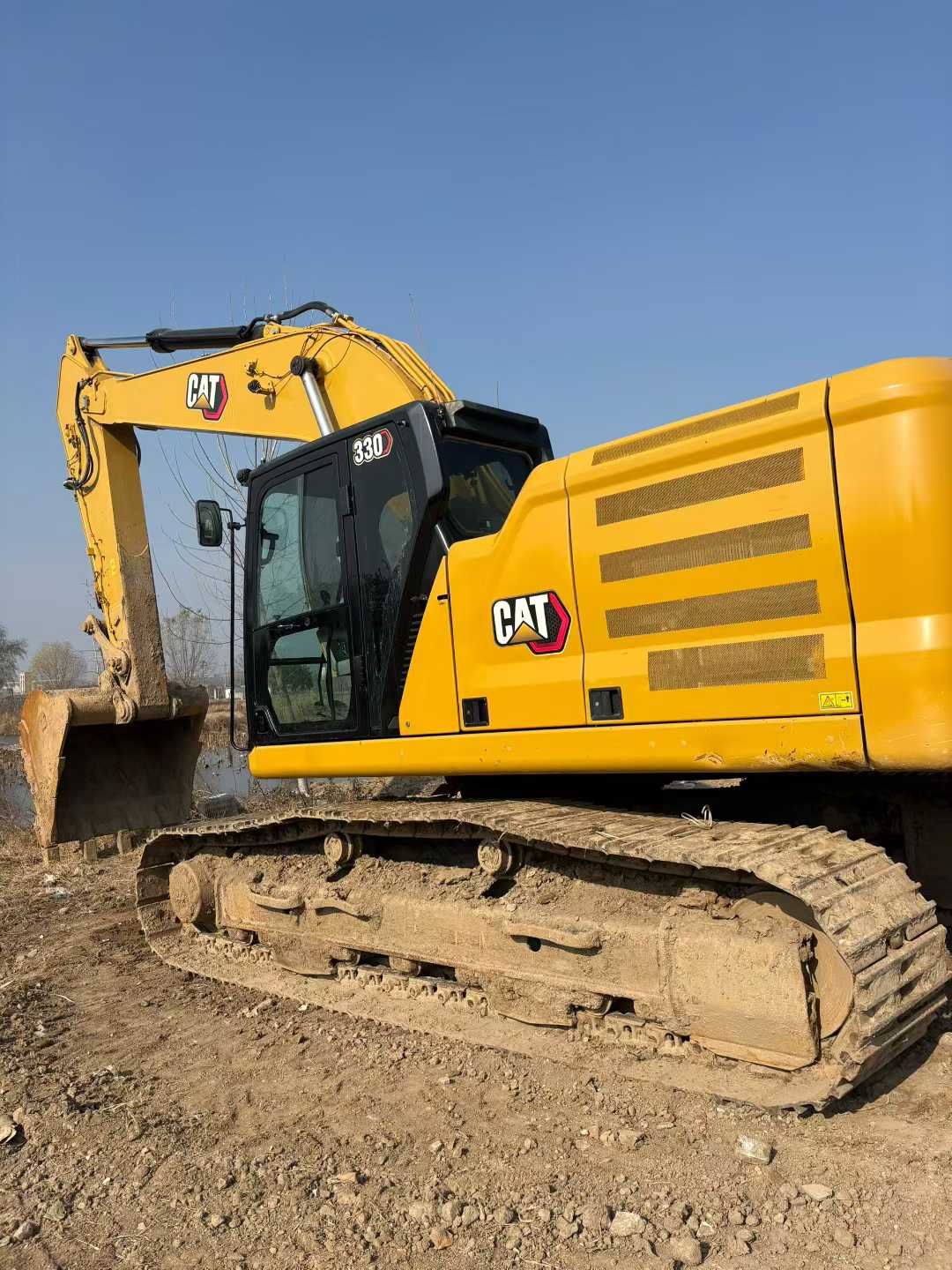 Buy Caterpillar 330L Used Excavator / 1