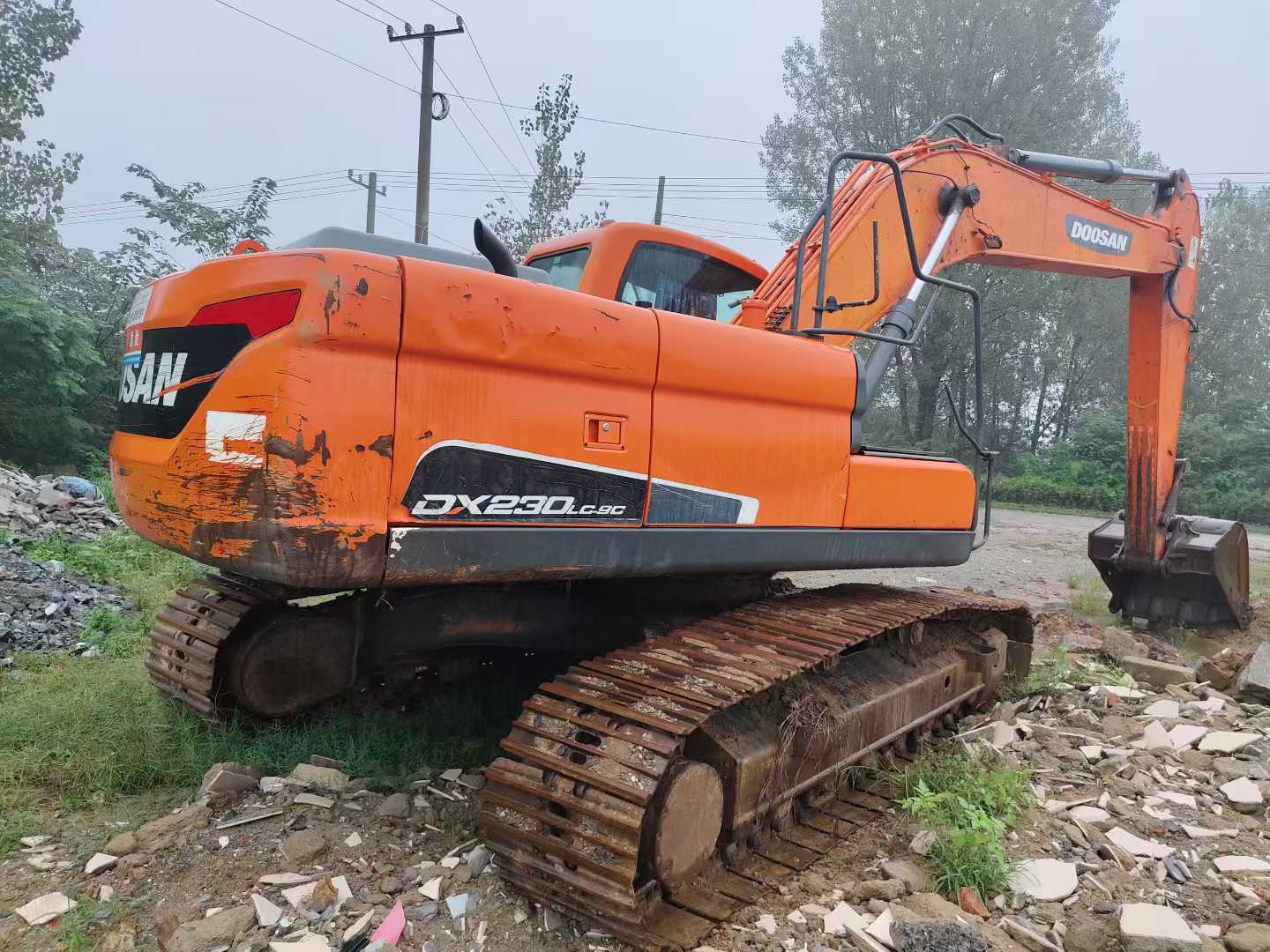 Buy Doosan DH220 Used Excavator / 2 Used Doosan DH220 Excavator 2017 Model / 2