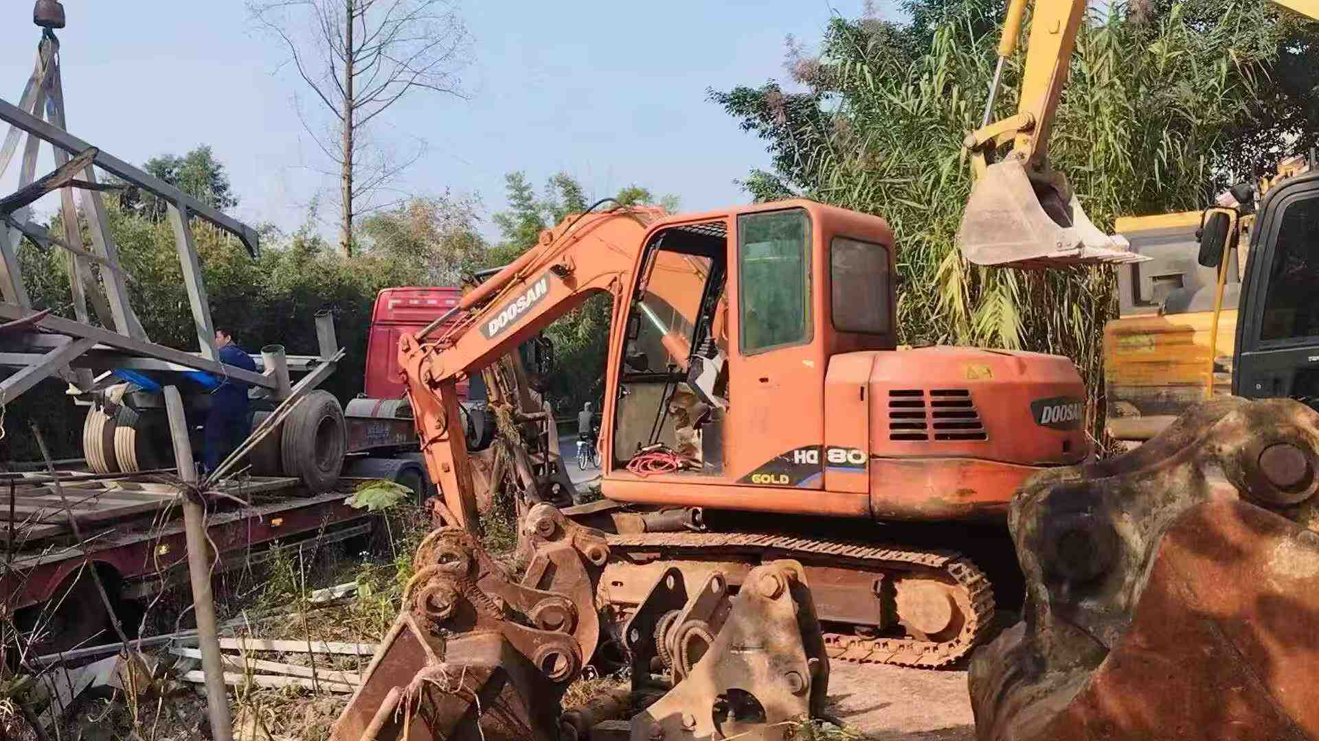 Buy Doosan DH70 Used Excavator / 4 Used Doosan DH70 Excavator 2016 Model / 4