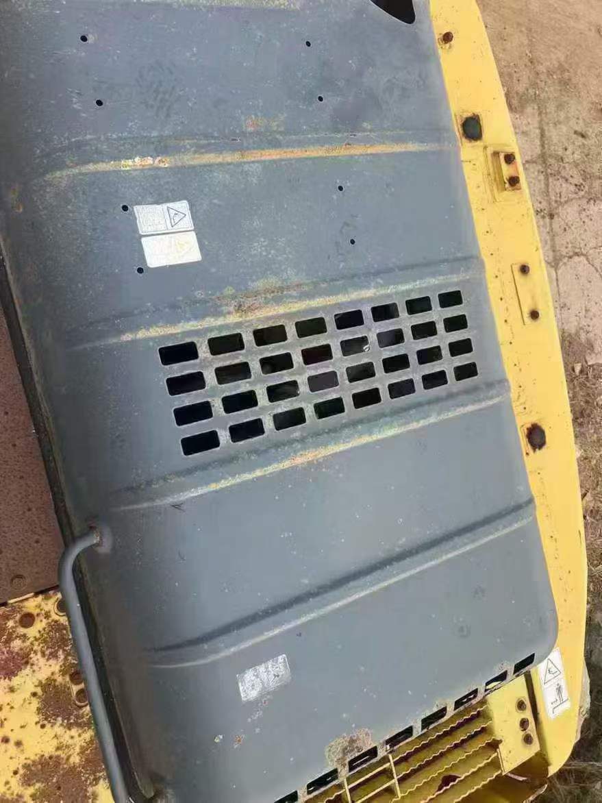 Buy Komatsu PC210LC-8 Used Excavator / 5 Used Komatsu PC210LC-8 Excavator 2011 Model / 5