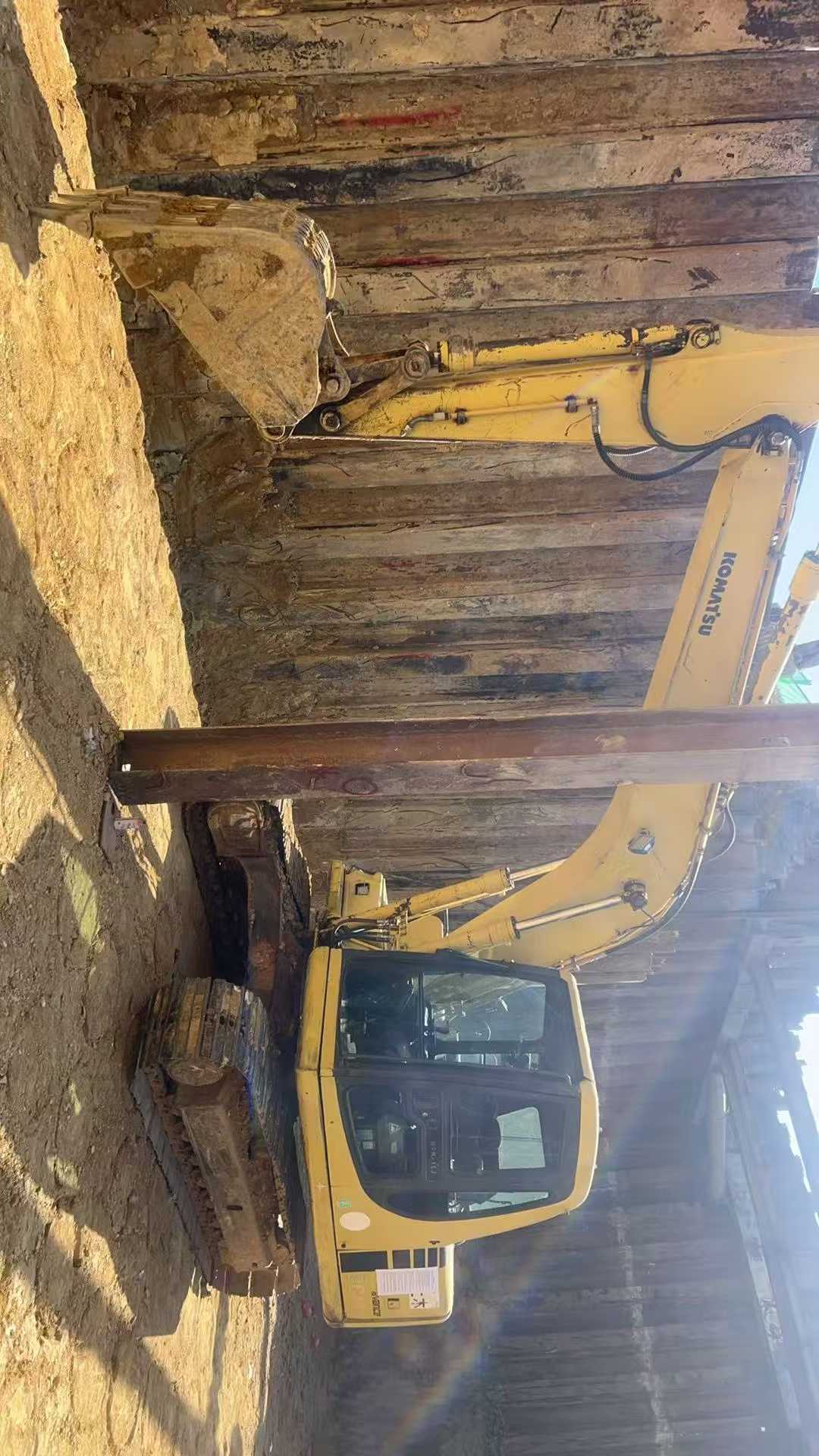 Used Komatsu PC120-6 Excavator 2016 Model / 8