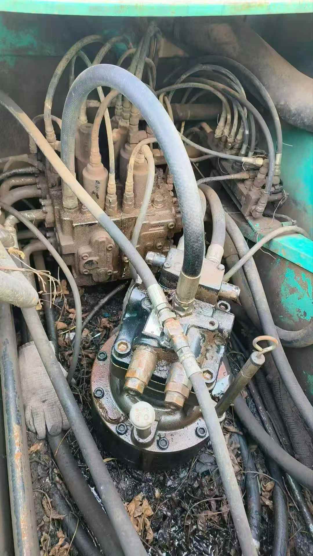 Buy Kobelco SK210 Used Excavator / 4 Used Kobelco SK210 Excavator 2016 Model / 4