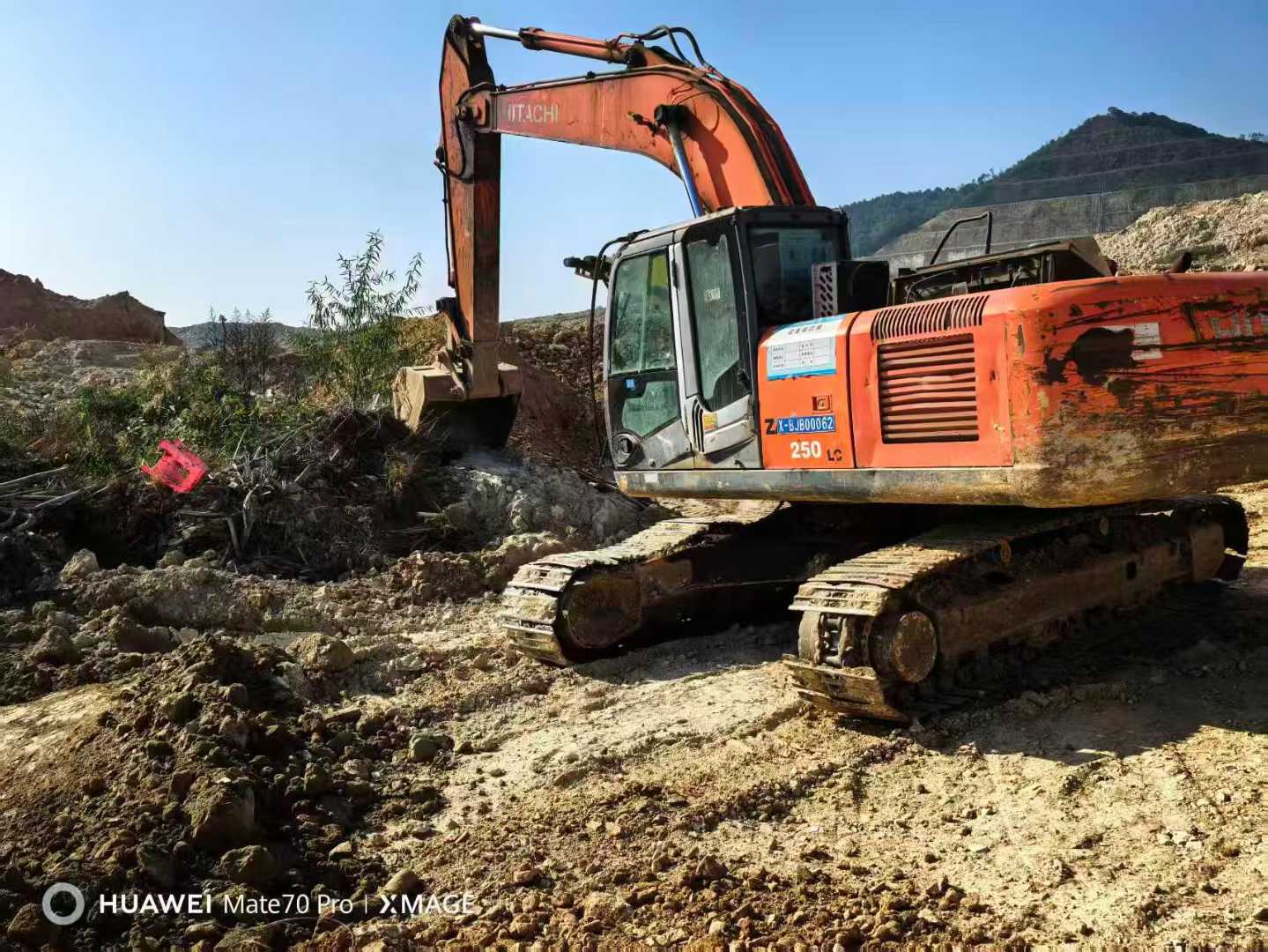 Buy Hitachi ZW250 Used Excavator / 2 Used Hitachi ZW250 Excavator 2016 Model / 2