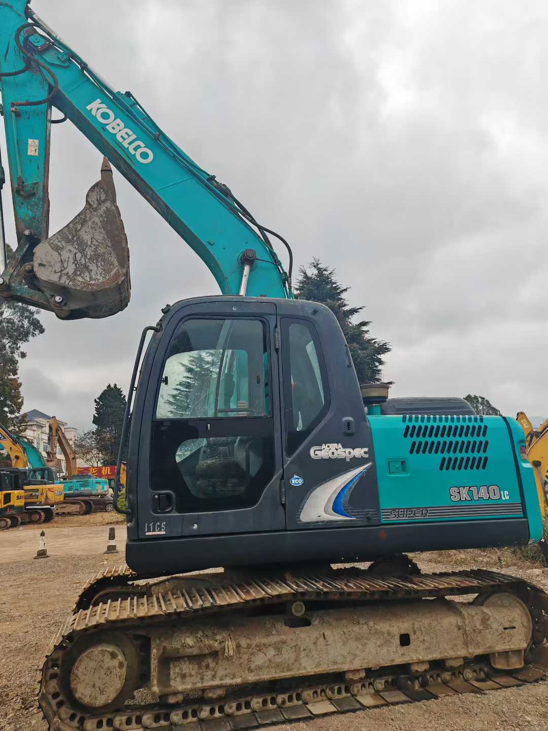 Buy Kobelco SK130 Used Excavator / 4 Used Kobelco SK130 Excavator 2015 Model / 4