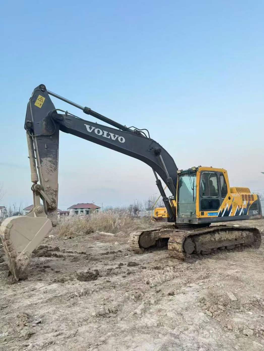Buy Volvo EW210C Used Excavator / 4 Used Volvo EW210C Excavator 2012 Model / 4