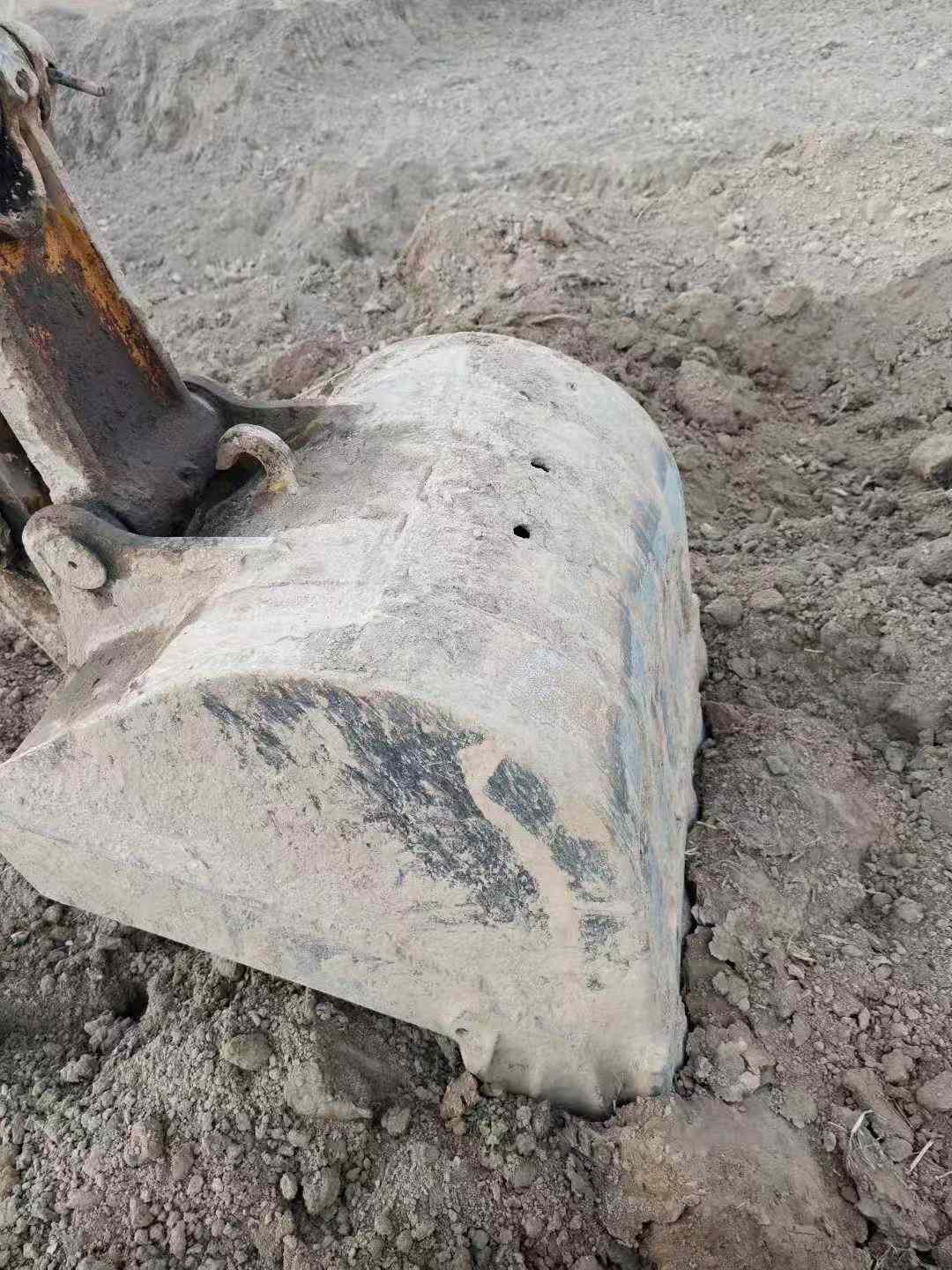 Buy Komatsu PC200-8 Used Excavator / 2 Used Komatsu PC200-8 Excavator 2013 Model / 2