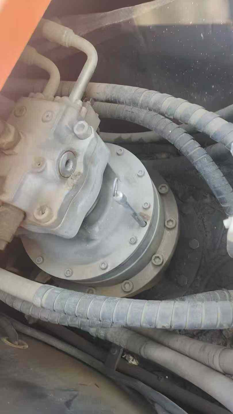 Buy Hitachi ZW330 Used Excavator / 4 Used Hitachi ZW330 Excavator 2012 Model / 4