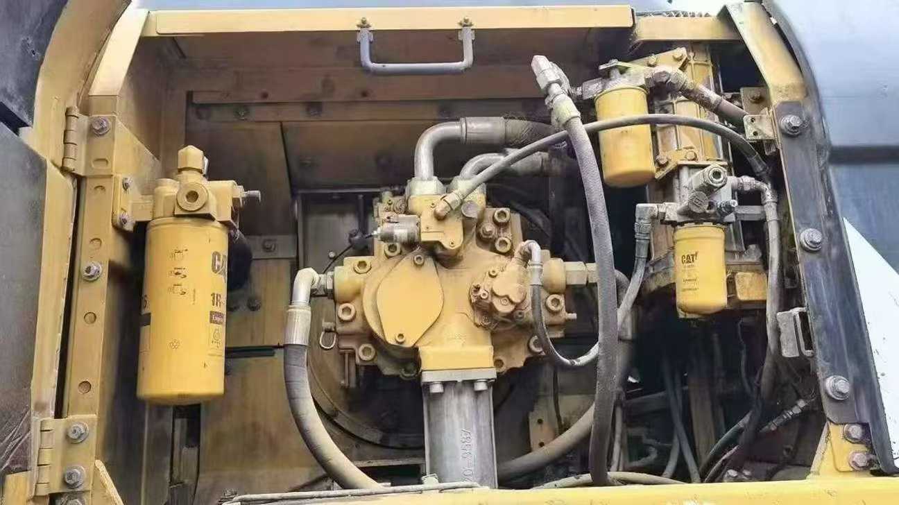 Buy Caterpillar 340D2L Used Excavator / 5 Used Caterpillar 340D2L Excavator 2018 Model / 5