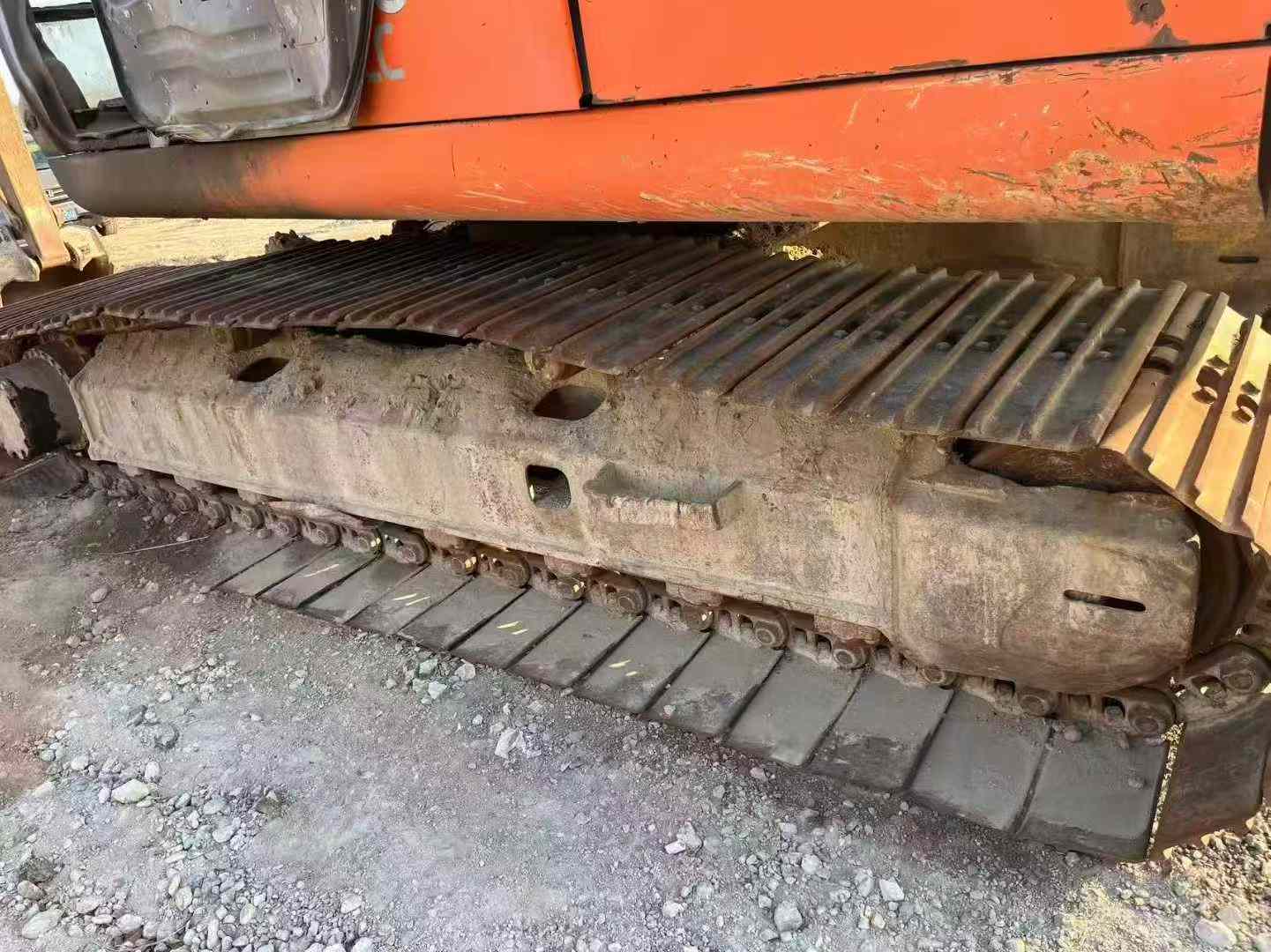 Buy Hitachi EX210 Used Excavator / 1