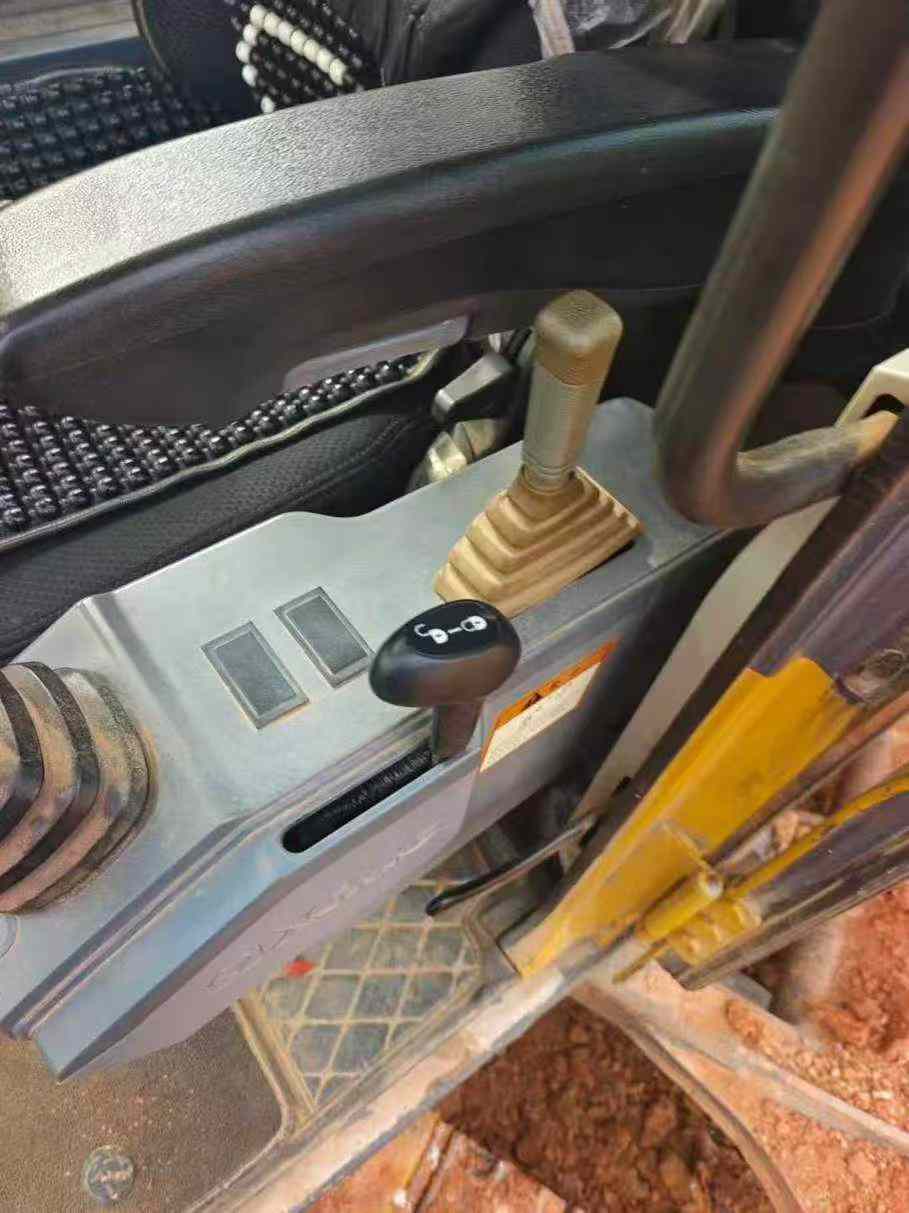 Used XCMG XE75WD Excavator 2021 Model / 9