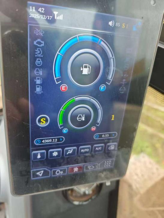 Buy Sany SY75 Used Excavator / 1