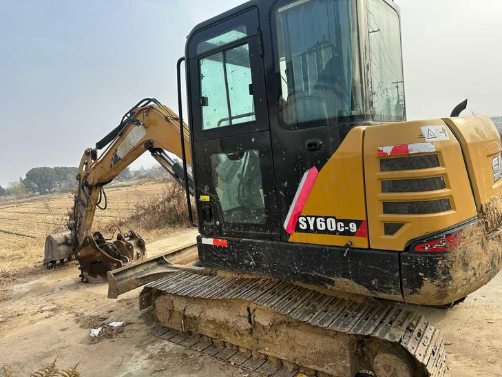 Buy Sany SY55 Used Excavator / 1