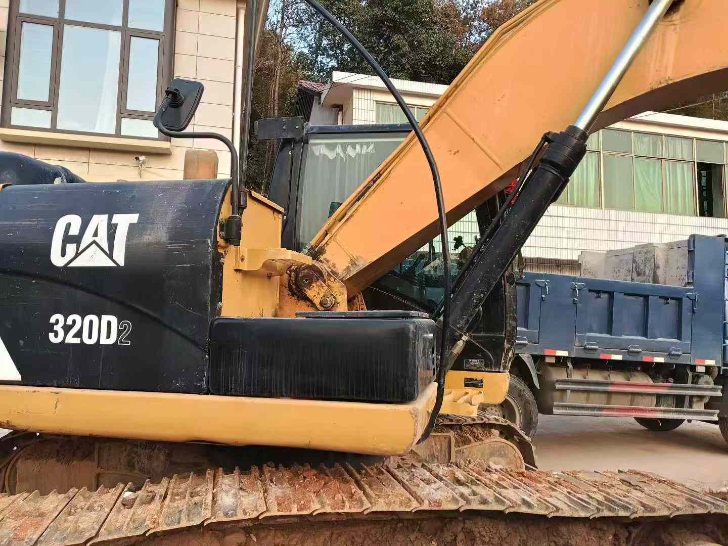 Buy Caterpillar 320D Used Excavator / 2 Used Caterpillar 320D Excavator 2017 Model / 2