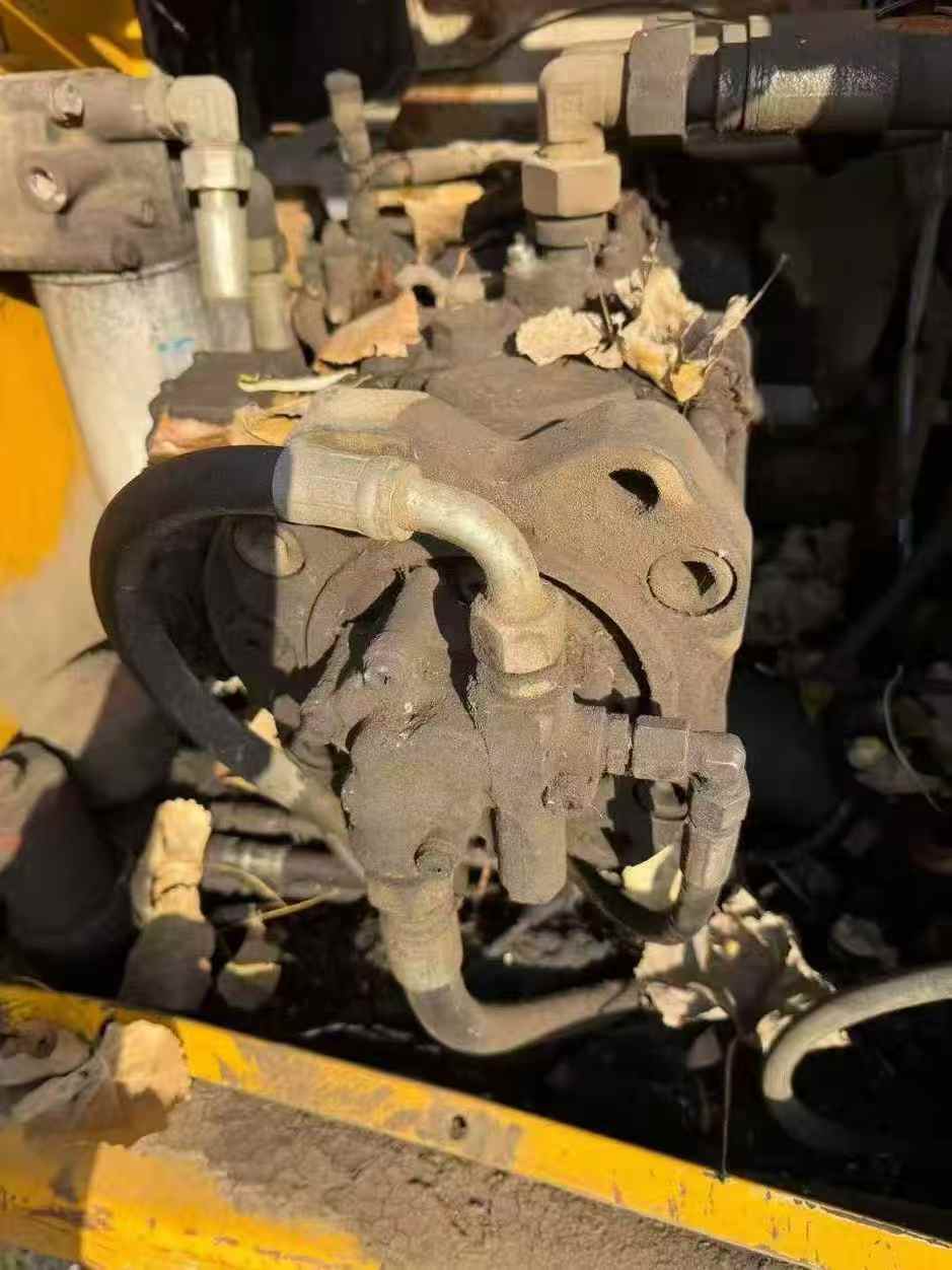 Buy XCMG XE215 Used Excavator / 7 Used XCMG XE215 Excavator 2012 Model / 7