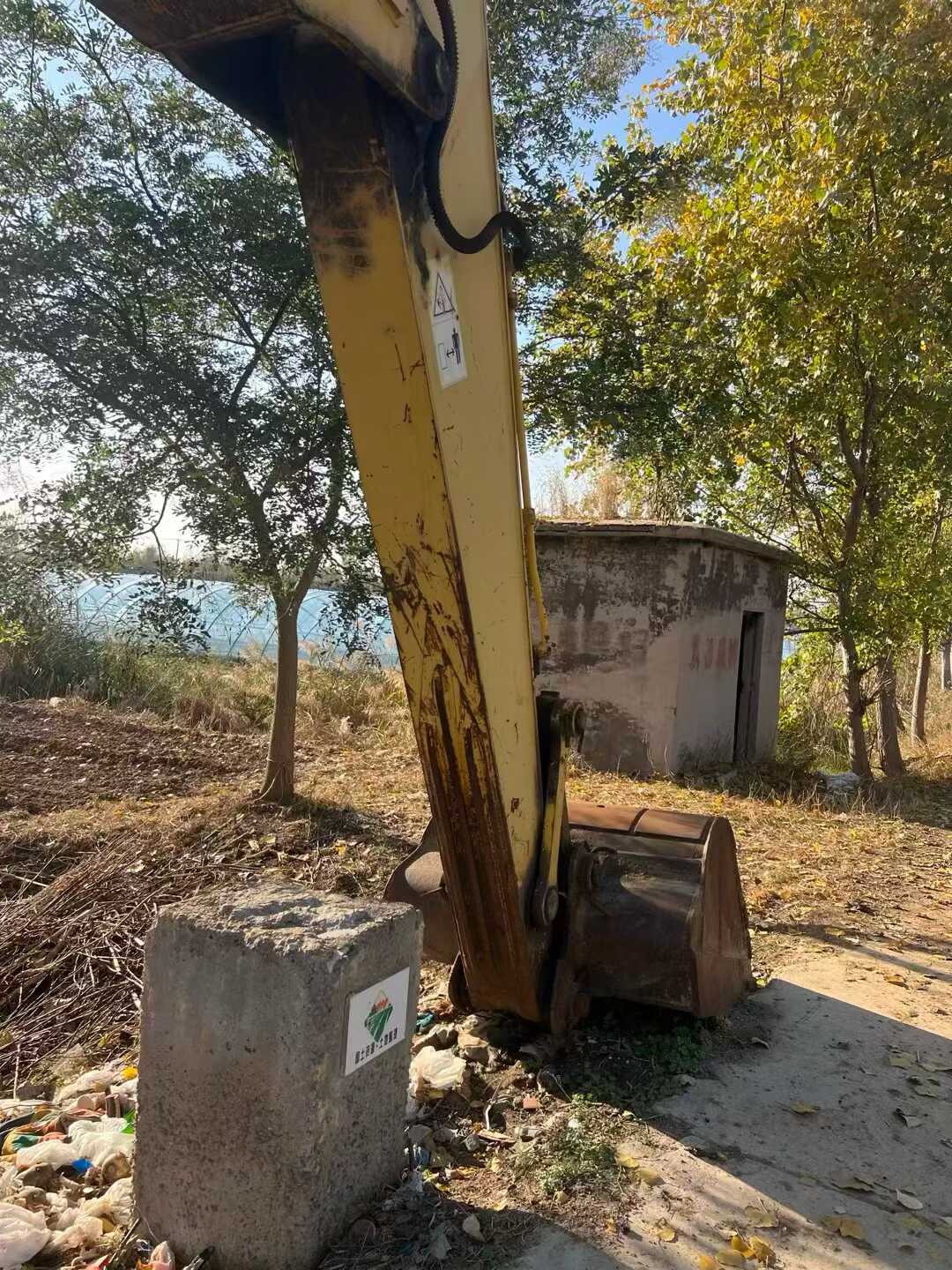 Buy Komatsu PC210LC-8 Used Excavator / 9 Used Komatsu PC210LC-8 Excavator 2011 Model / 9