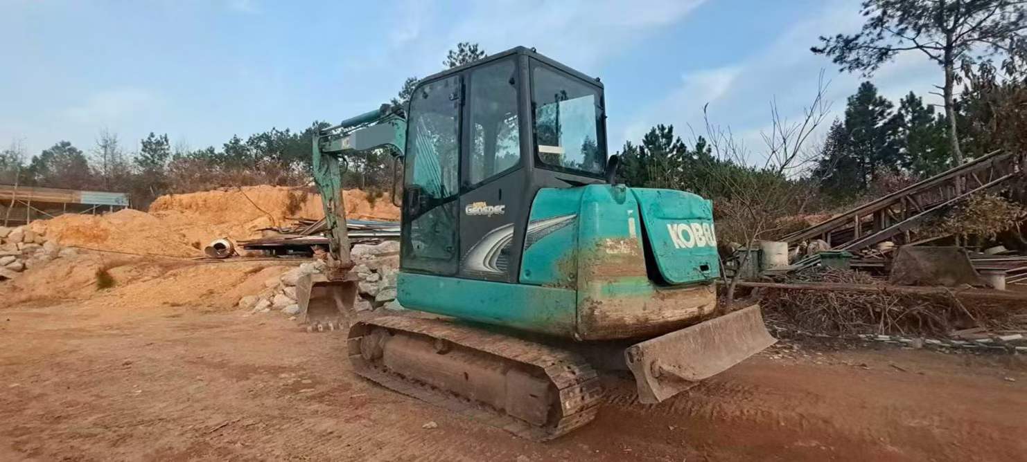 Buy Kobelco SK60 Used Excavator / 5 Used Kobelco SK60 Excavator 2014 Model / 5