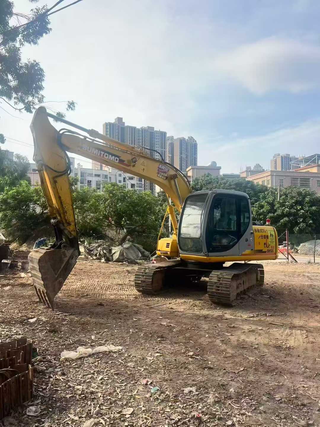 Used Sumitomo SH120 Excavator 2016 Model / 2