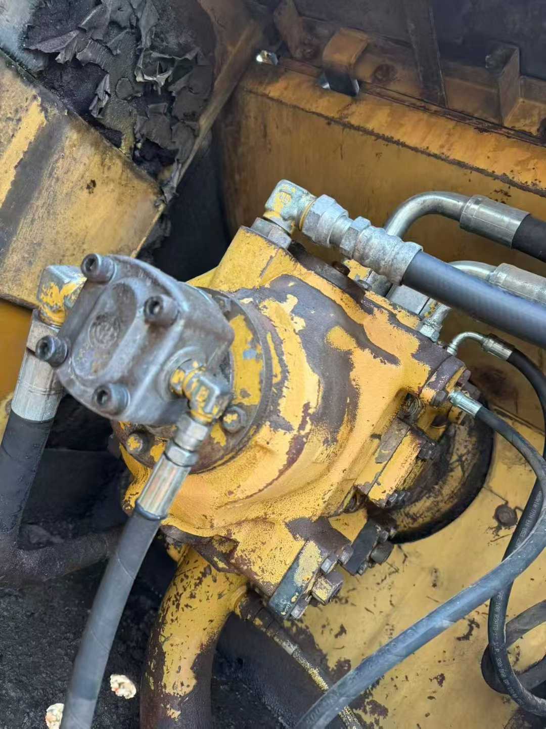 Buy Caterpillar 320V2 Used Excavator / 7 Used Caterpillar 320V2 Excavator 2016 Model / 7