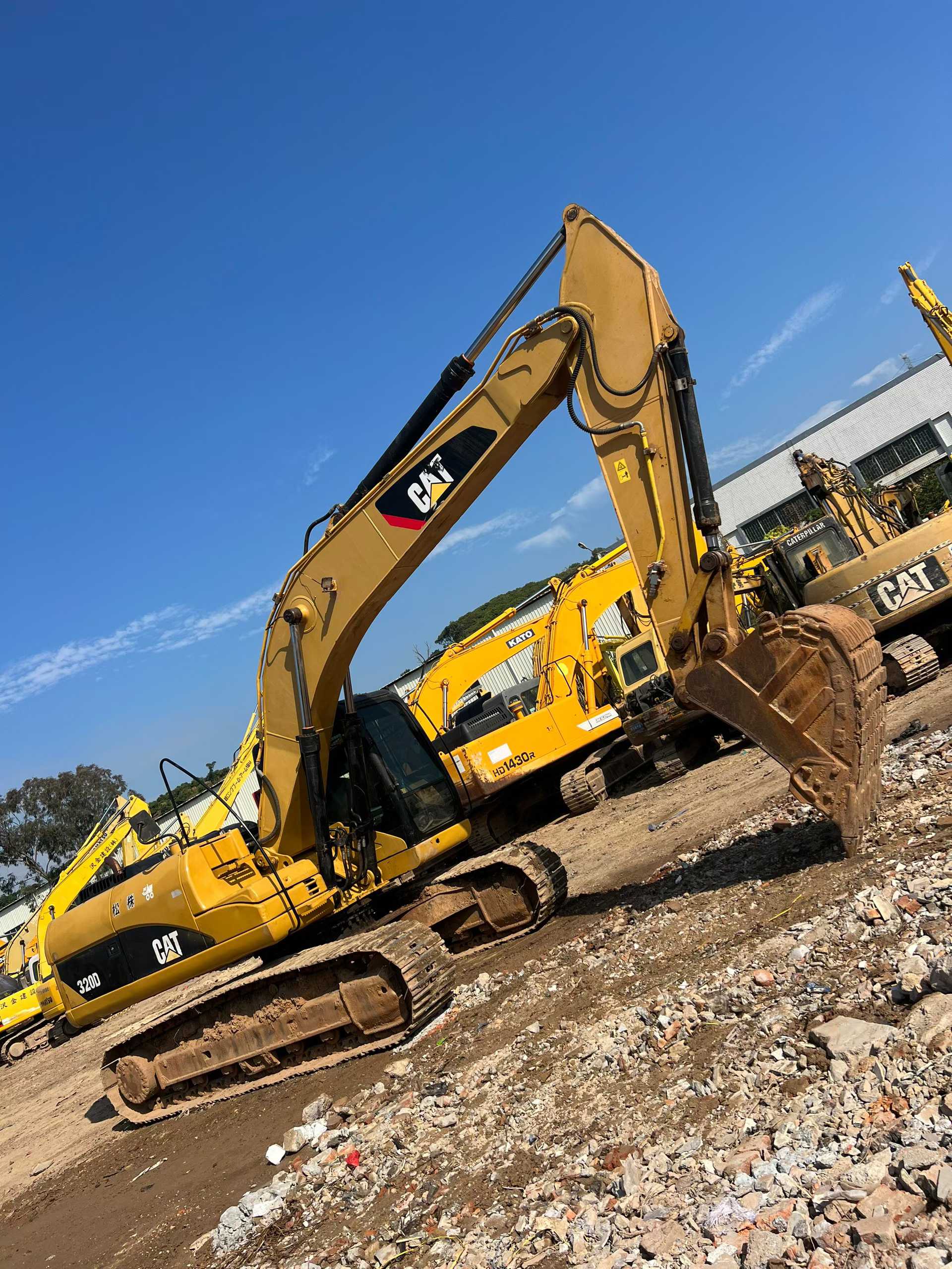 Buy Caterpillar 320D Used Excavator / 3 Used Caterpillar 320D Excavator 2016 Model / 3