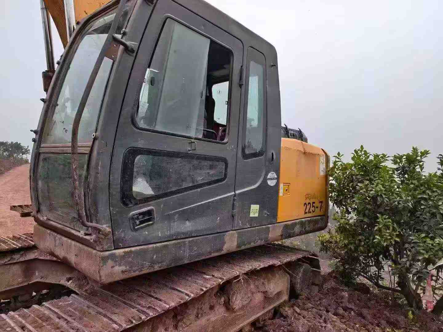 Buy Hyundai R150-7 Used Excavator / 1