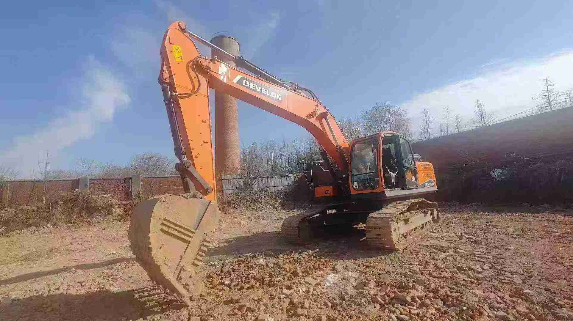 Buy Doosan E45 Used Excavator / 9 Used Doosan E45 Excavator 2024 Model / 9