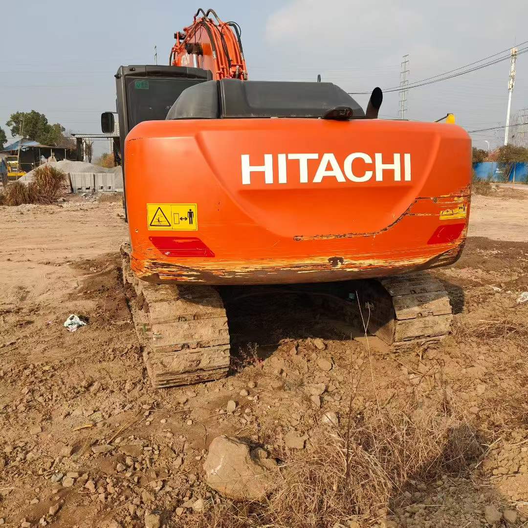 Used Hitachi ZAXIS200 Excavator 2021 Model / 2
