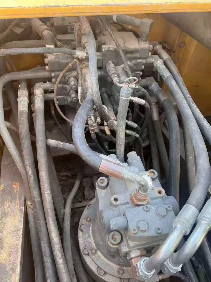 Buy Volvo EW210C Used Excavator / 9 Used Volvo EW210C Excavator 2012 Model / 9