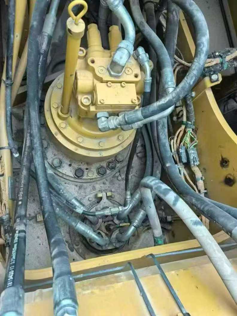 Buy Caterpillar 323 Used Excavator / 5 Used Caterpillar 323 Excavator 2022 Model / 5