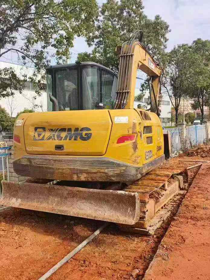 Used XCMG XE75WD Excavator 2021 Model / 3