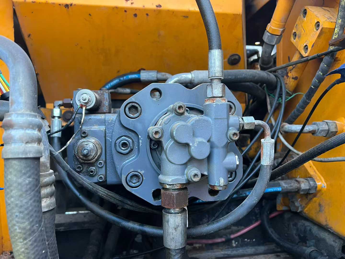 Buy Sany SY135 Used Excavator / 5 Used Sany SY135 Excavator 2016 Model / 5