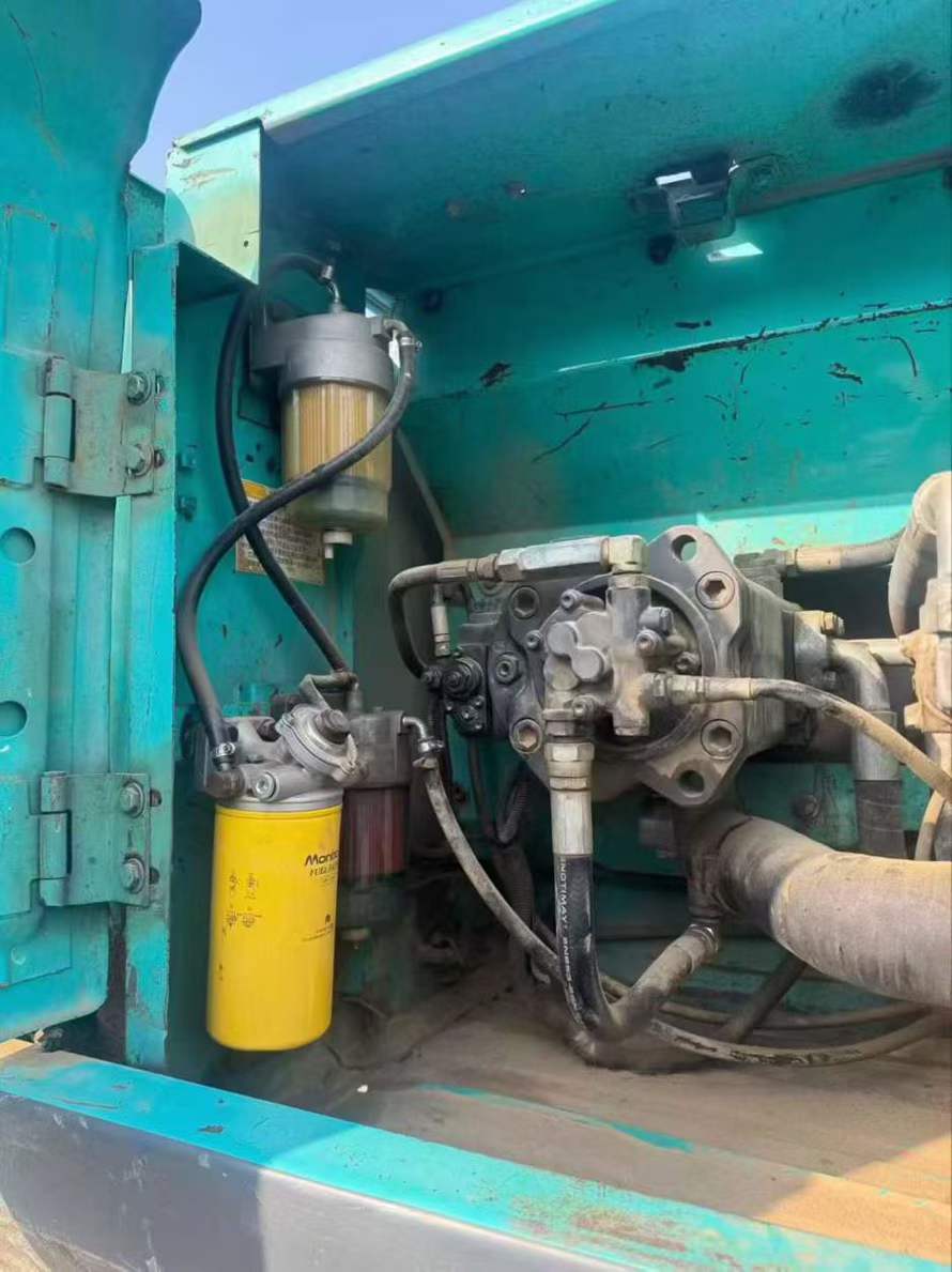 Buy Kobelco SK210 Used Excavator / 4 Used Kobelco SK210 Excavator 2016 Model / 4