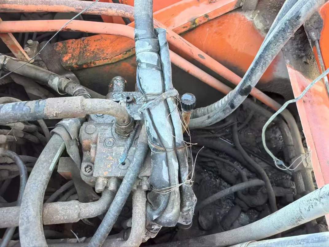 Buy Doosan DL300 Used Excavator / 6 Used Doosan DL300 Excavator 2016 Model / 6