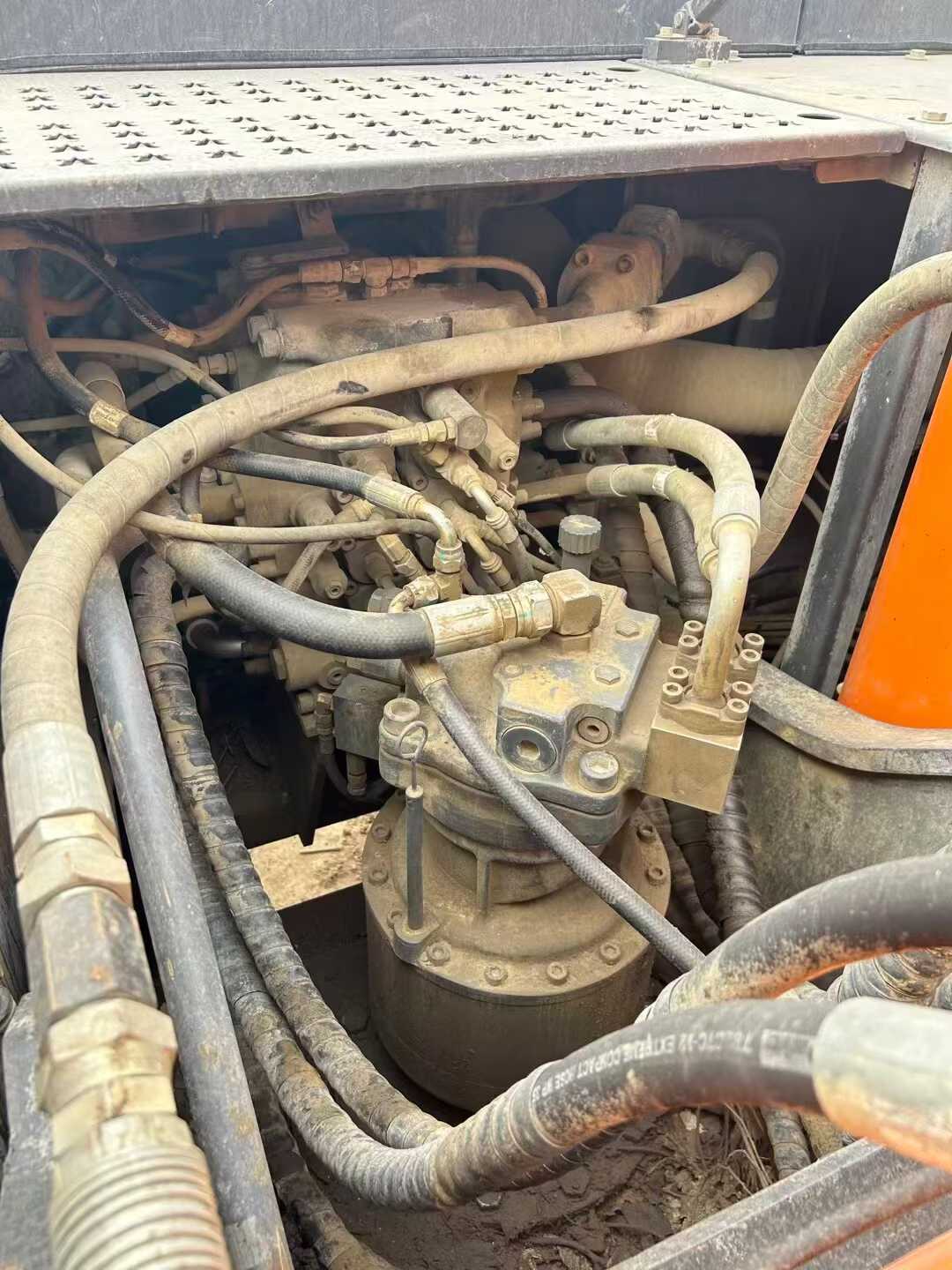 Buy Doosan DH220 Used Excavator / 5 Used Doosan DH220 Excavator 2021 Model / 5