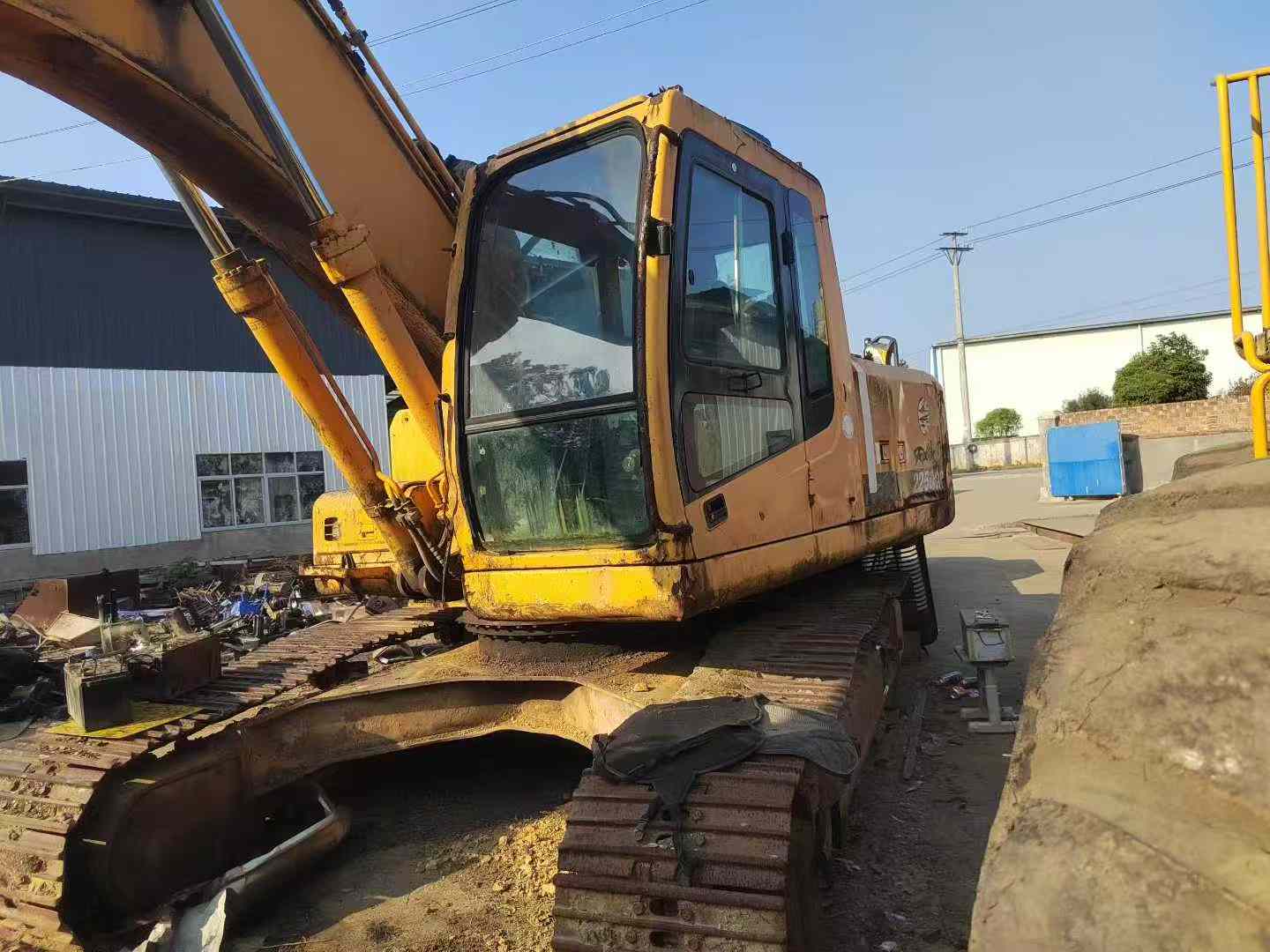 Buy Hyundai R225-7 Used Excavator / 1