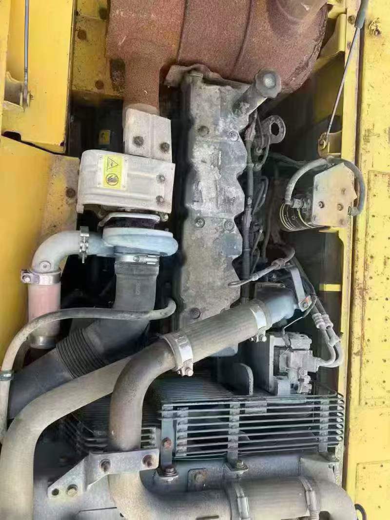 Buy Komatsu PC210LC-8 Used Excavator / 6 Used Komatsu PC210LC-8 Excavator 2011 Model / 6