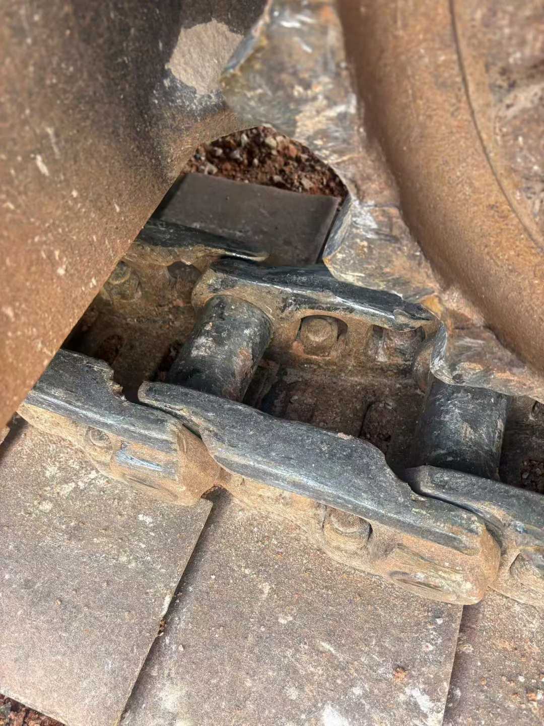 Buy Hyundai R385LVS Used Excavator / 4 Used Hyundai R385LVS Excavator 2013 Model / 4