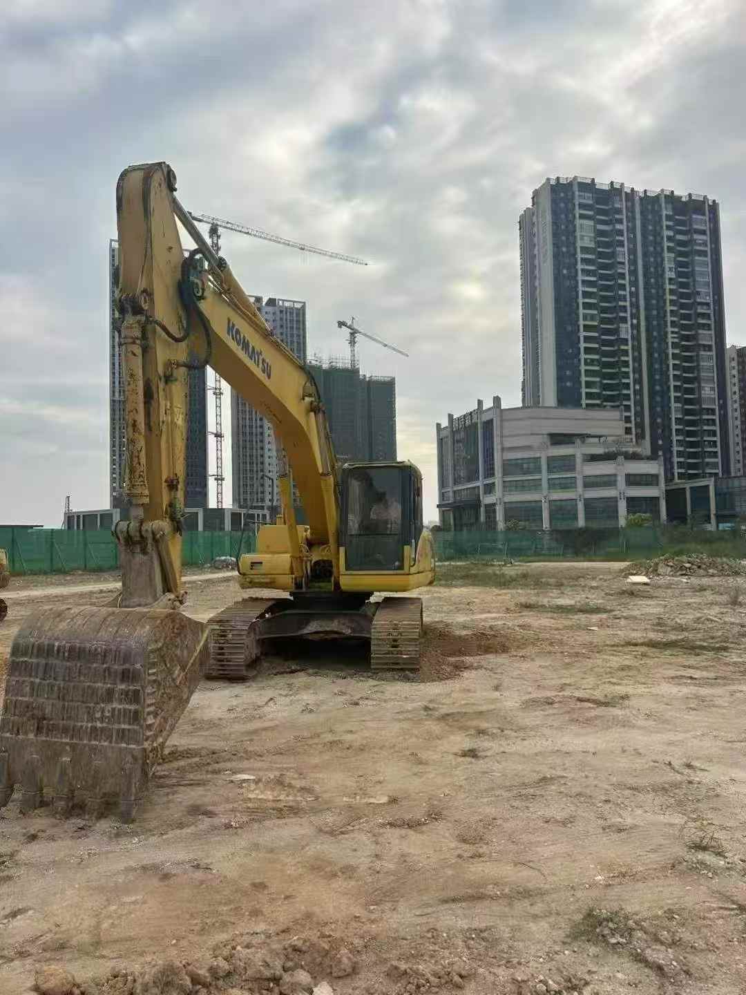 Buy Komatsu PC800 Used Excavator / 9 Used Komatsu PC800 Excavator 2016 Model / 9