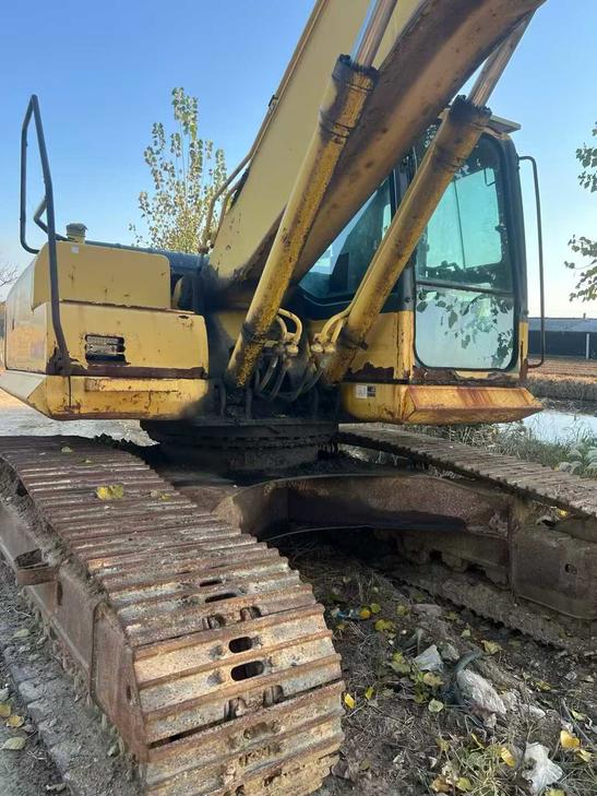 Buy Komatsu PC210LC-8 Used Excavator / 1