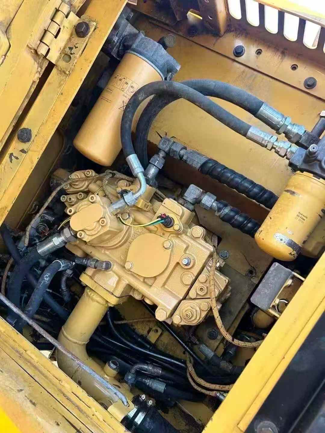 Buy Caterpillar 313D2 Used Excavator / 6 Used Caterpillar 313D2 Excavator 2016 Model / 6