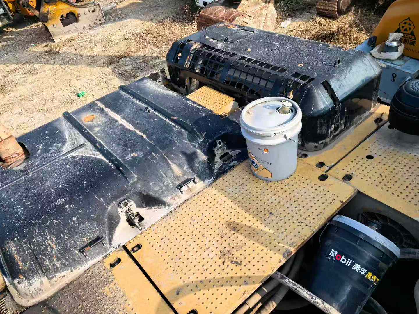 Buy Caterpillar CT16 Used Excavator / 9 Used Caterpillar CT16 Excavator 2014 Model / 9