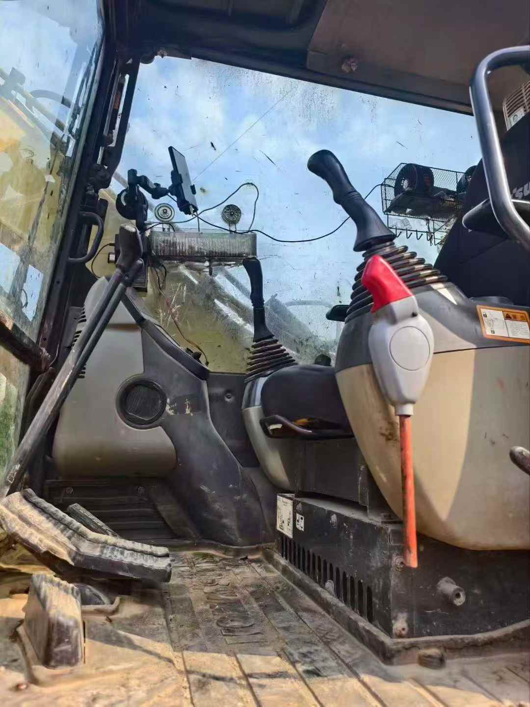 Buy Komatsu PC60-8 Used Excavator / 8 Used Komatsu PC60-8 Excavator 2016 Model / 8