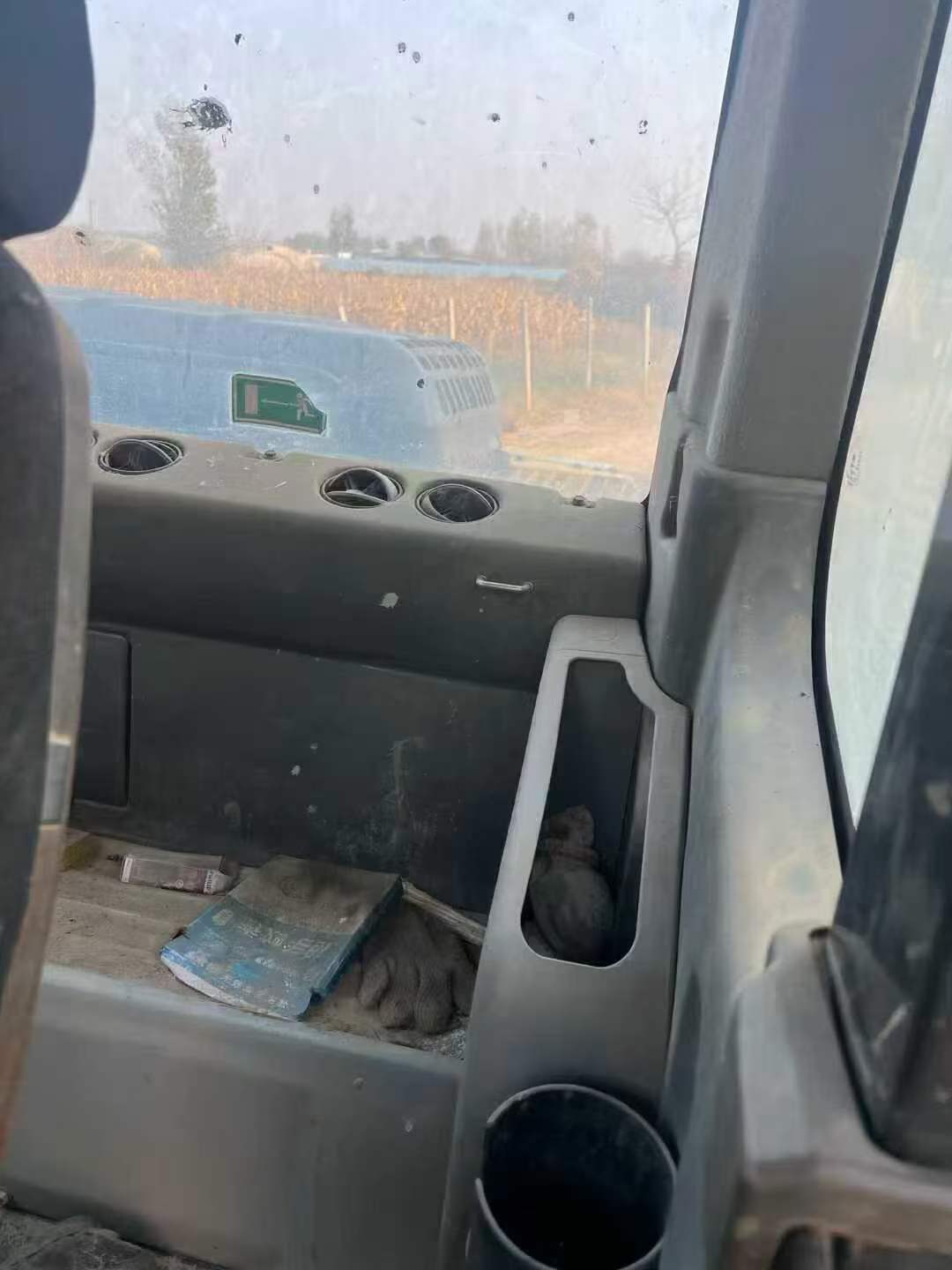 Buy Komatsu PC210LC-8 Used Excavator / 1