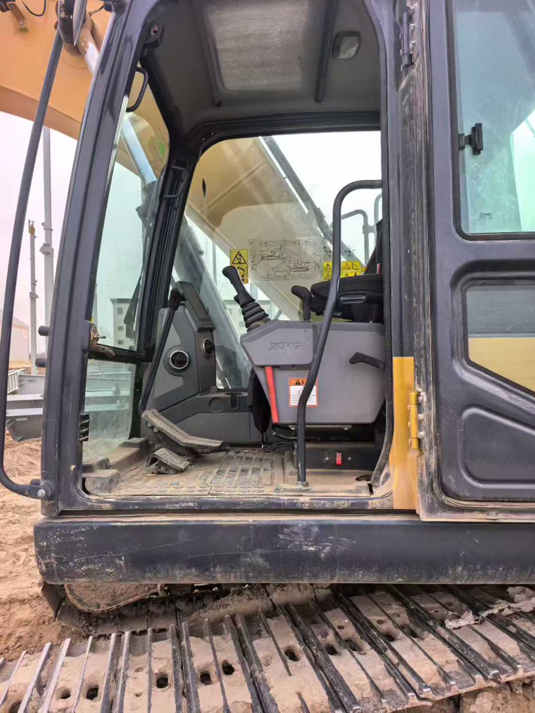 Buy XCMG LW200 Used Excavator / 6 Used XCMG LW200 Excavator 2022 Model / 6