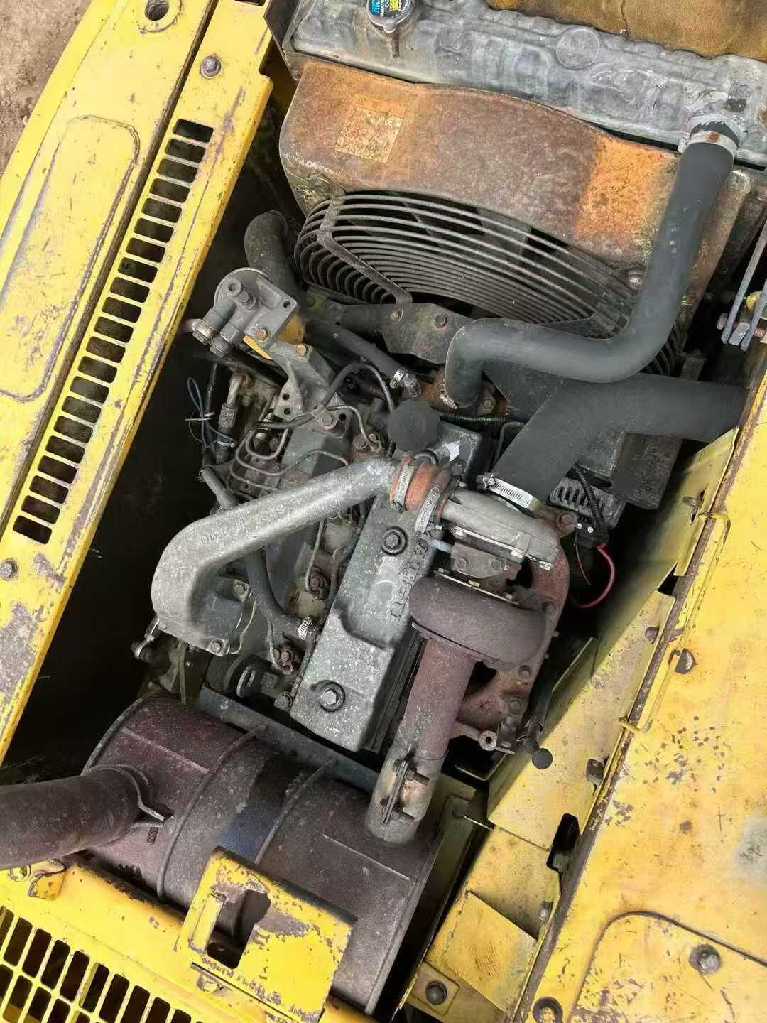 Used Komatsu PW100 Excavator 2016 Model / 6