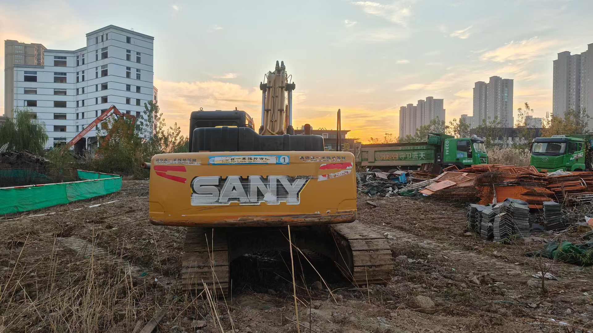 Used Sany SY215C-10 Excavator 2017 Model / 3