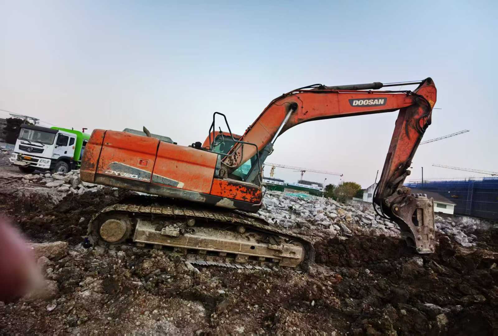 Buy Doosan DH220 Used Excavator Used Doosan DH220 Excavator 2018 Model
